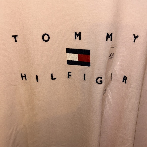 NWT Tommy Hilfiger Embroidered Shirt - Picture 2 of 5